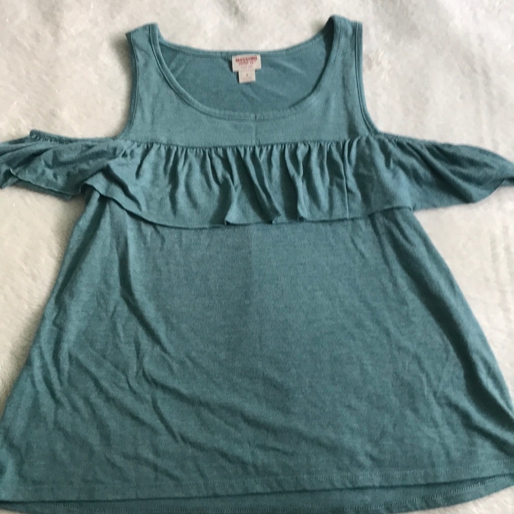 Off the shoulder T-Shirt